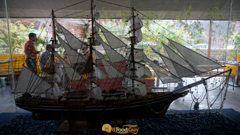 Malaka Spice Decor Malaka Spice - Ship in Display