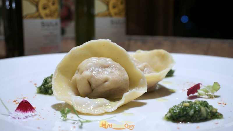 Tomato and Cream Cheese Tortellini Tomato and Cream Cheese Tortellini