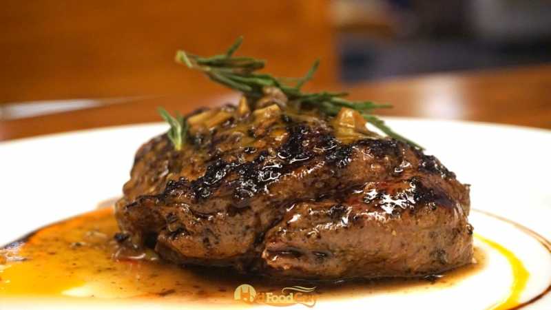 Filet Mignon Filet Mignon - Jonathan's Kitchen