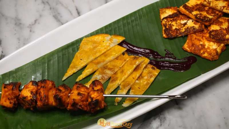 Annanas Ke Boti and Paneer Kutimirch Tikka