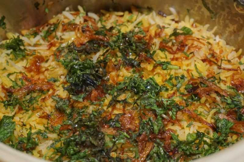 Kacchi Gosht ki Biryani - Kanak