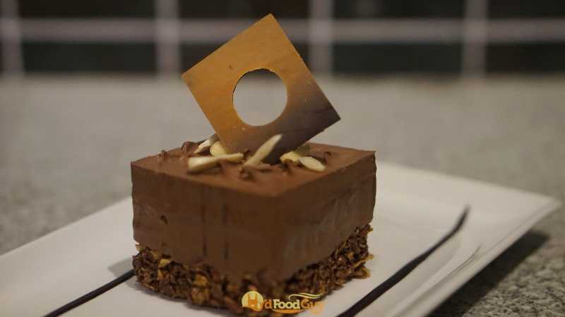 Hazelnut with Rice Crisps