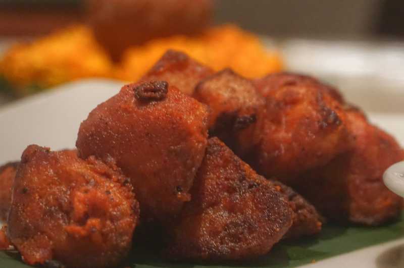 Lazeez Aloo Tukri - Trident