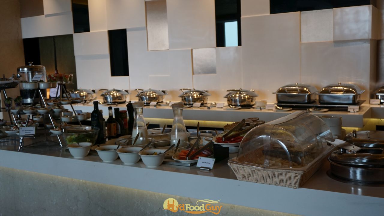 Oakleaf by Oakwood Residency Hyderabad - Restaurant Review